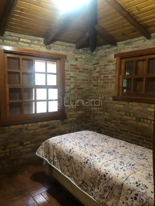 Foto Casa com 3 Dormitórios