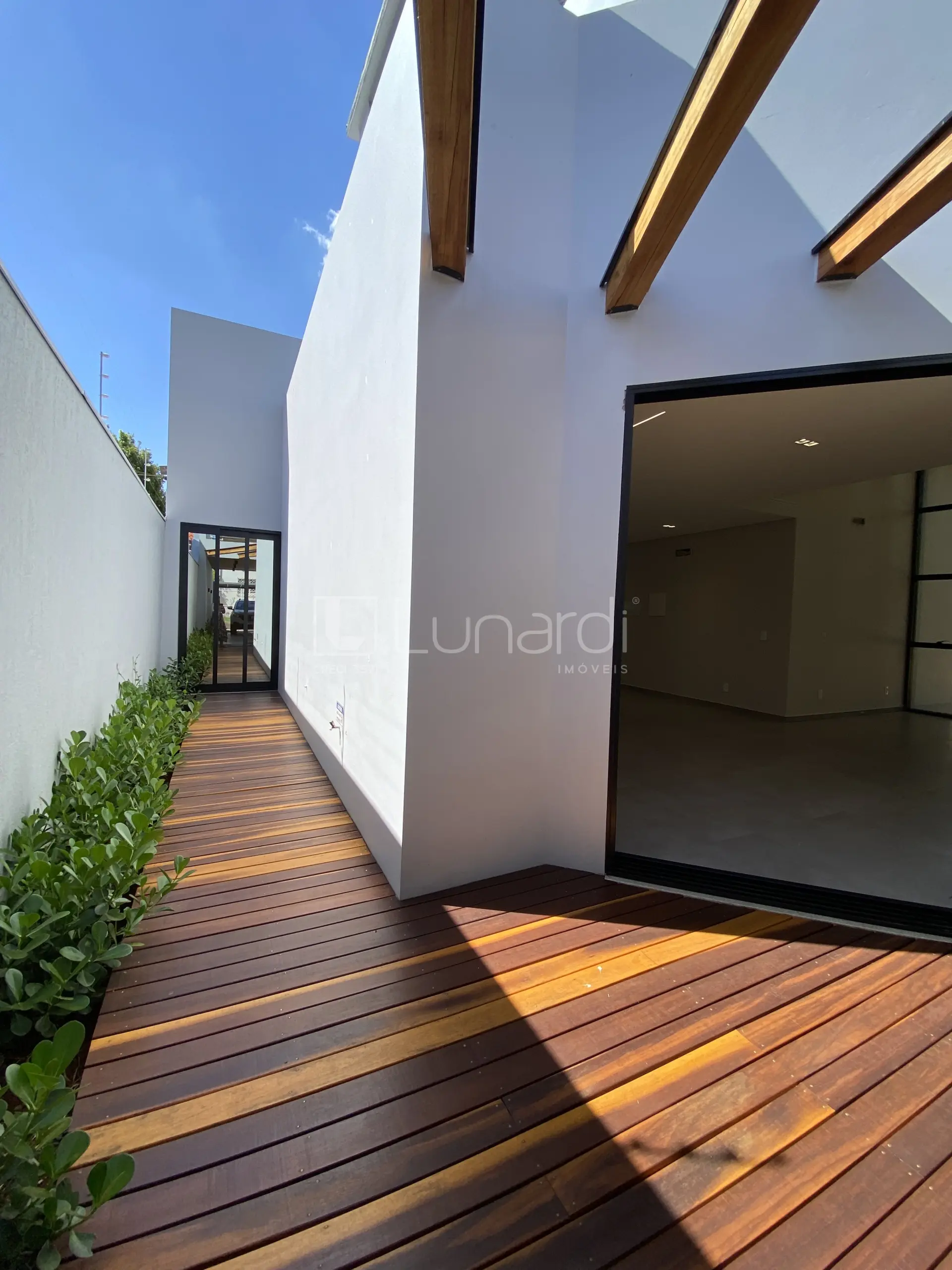 Foto Casa com 3 Suítes