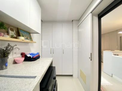 Foto Apartamento com 2 Dormitórios