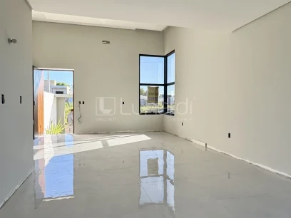 Foto Casa com 3 Dormitórios