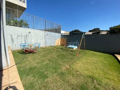 Foto Casa com 3 Dormitórios