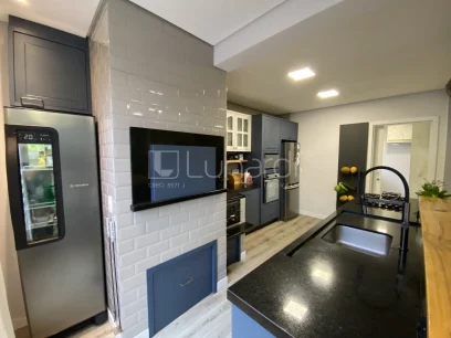 Foto Apartamento com 3 Dormitórios