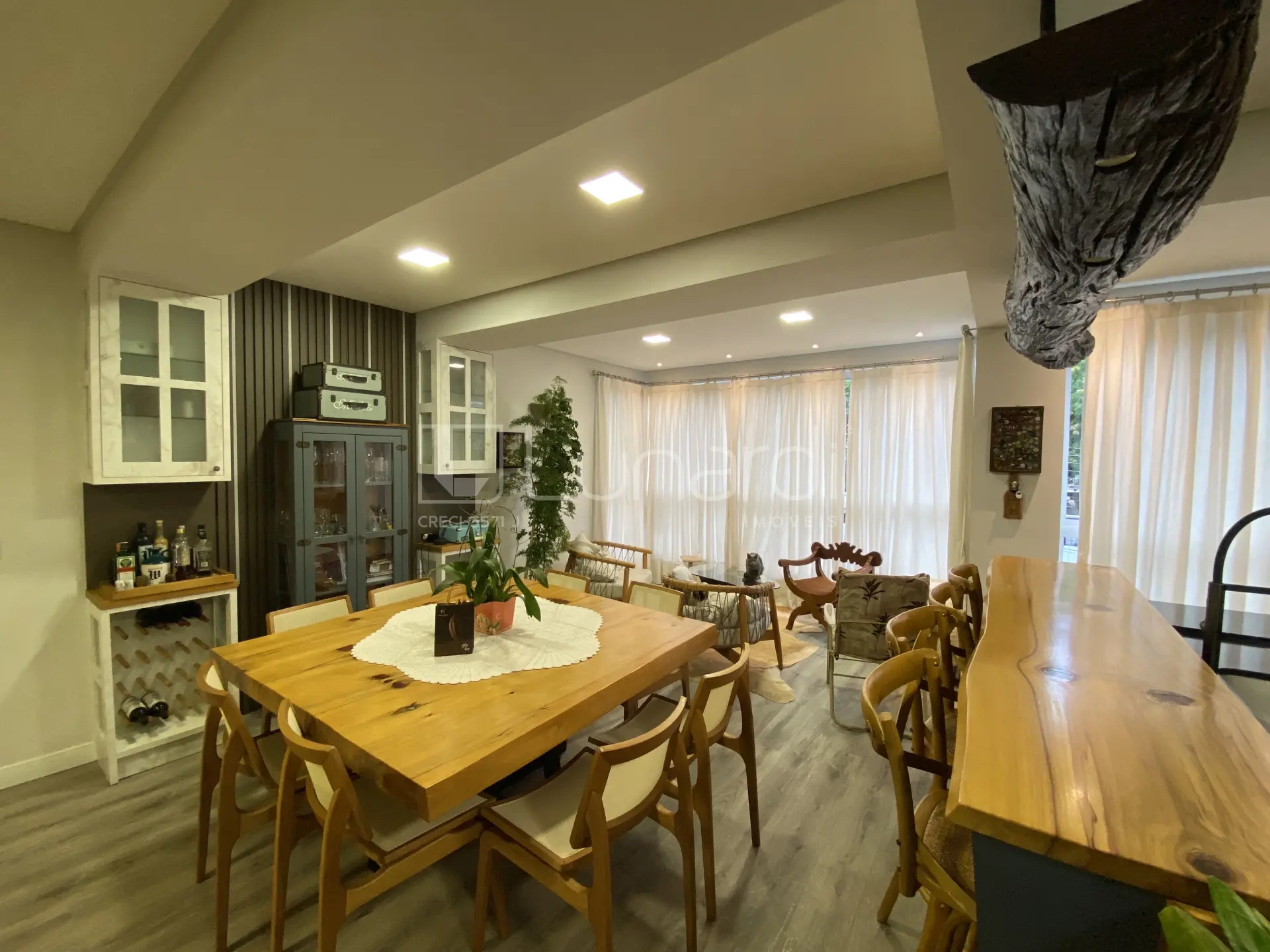 Foto Apartamento com 3 Dormitórios