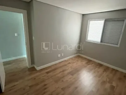 Foto Apartamento com 3 Dormitórios