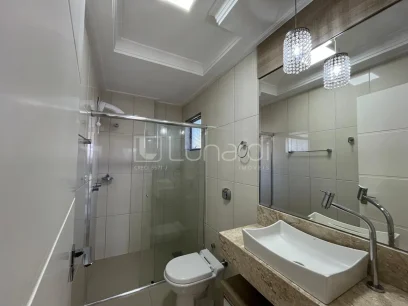 Foto Apartamento com 2 Dormitórios