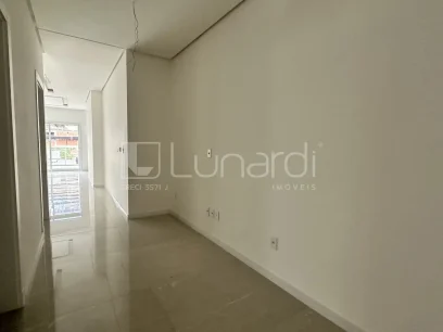 Foto Apartamento com 4 Dormitórios