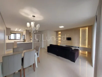 Foto Apartamento com 3 Suítes