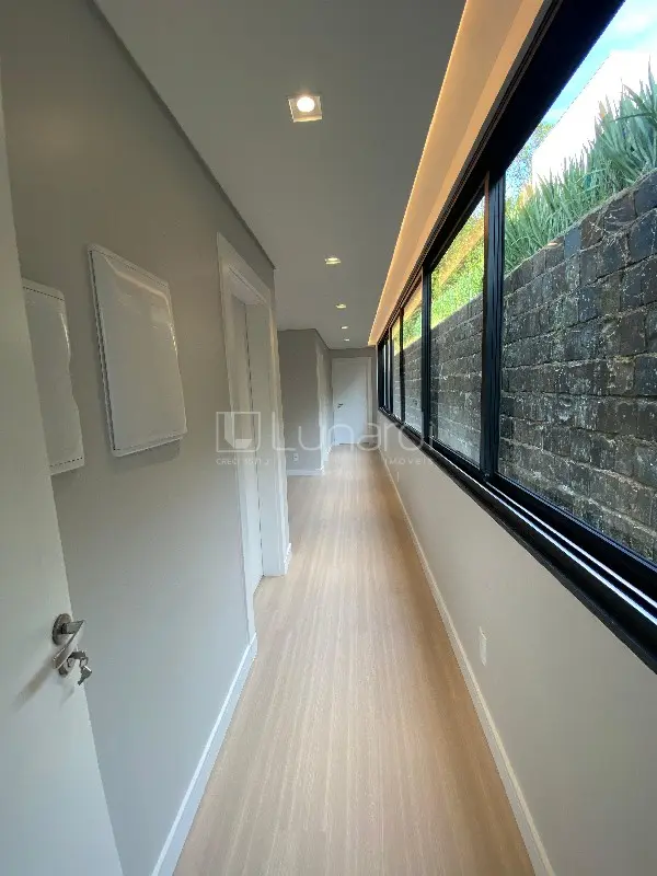 Foto Casa com 3 Suítes