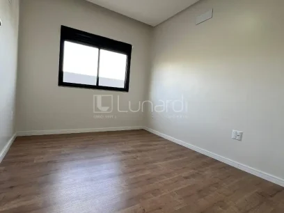 Foto Casa com 3 Dormitórios