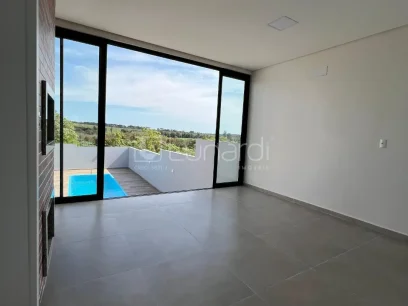Foto Casa com 3 Dormitórios