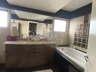 Foto Apartamento com 3 Suítes