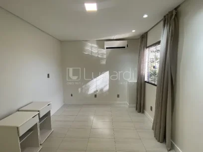 Foto Casa com 3 Dormitórios