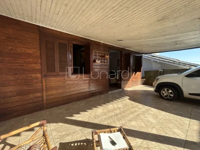 Foto Casa com 2 Dormitórios