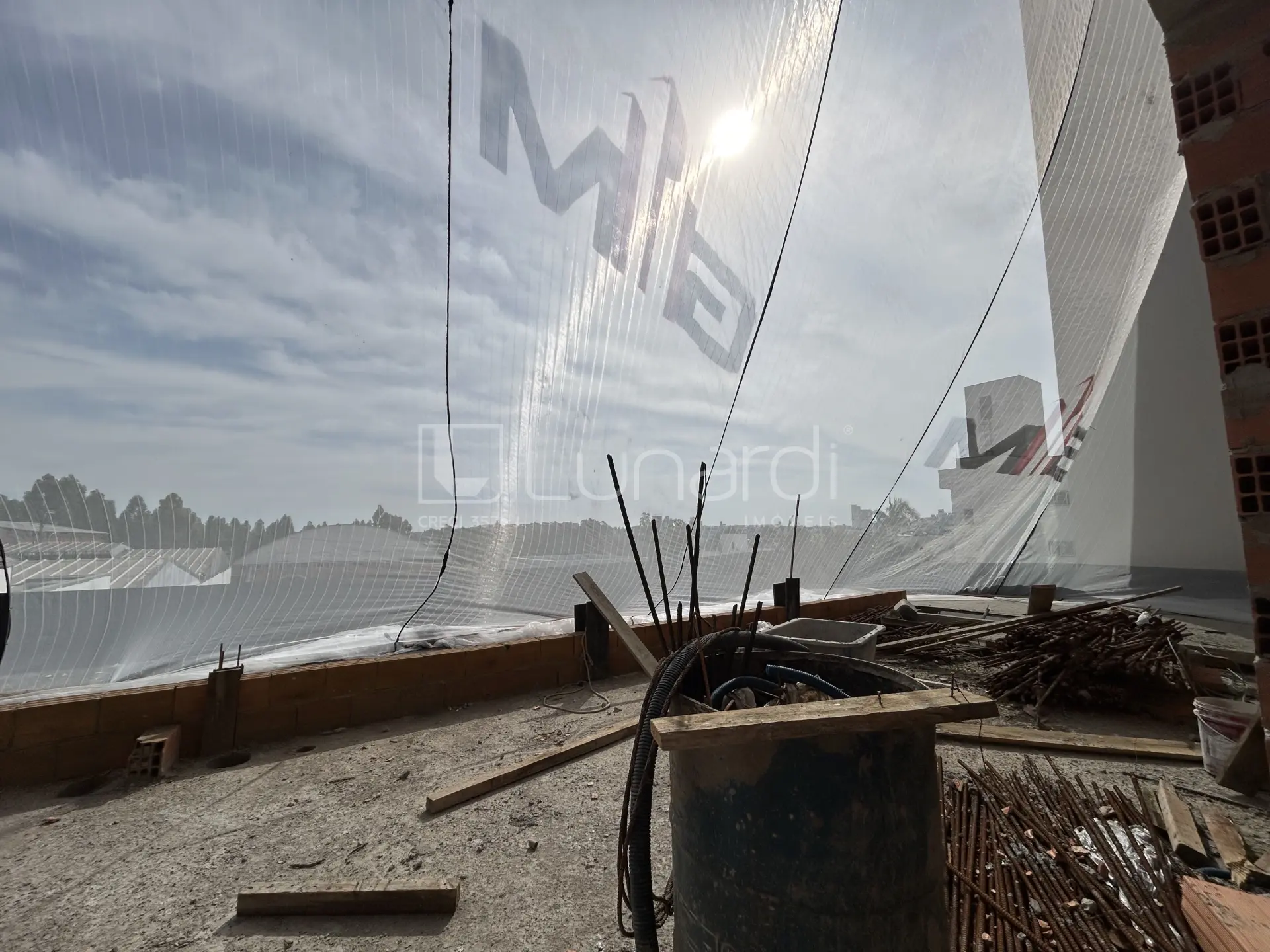 Foto Apartamento com 2 Dormitórios