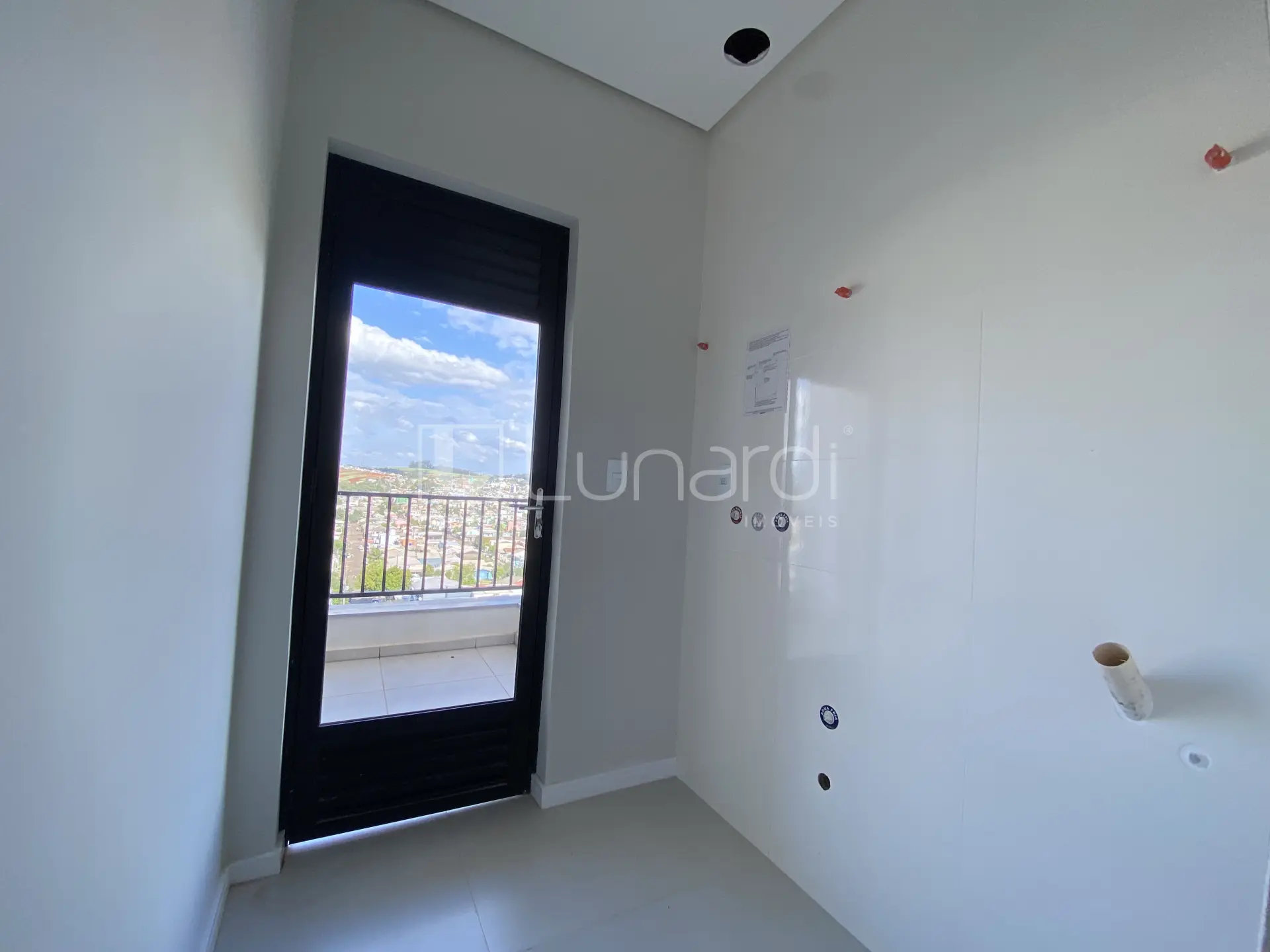 Foto Apartamento com 2 Dormitórios