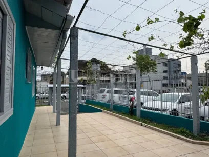 Foto Casa com 3 Dormitórios