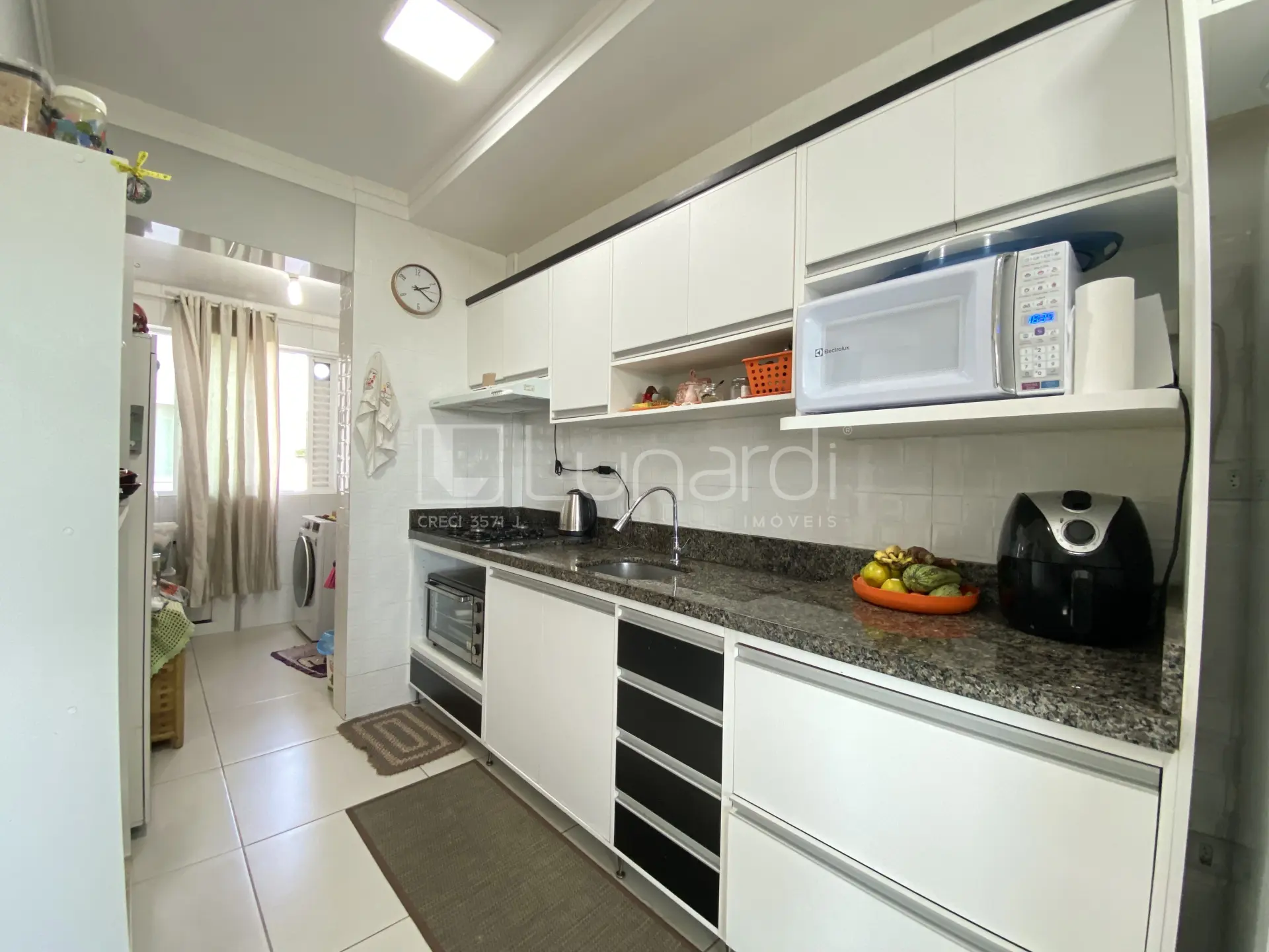 Foto Apartamento com 3 Dormitórios