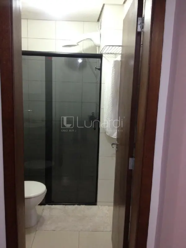 Foto Apartamento com 2 Dormitórios