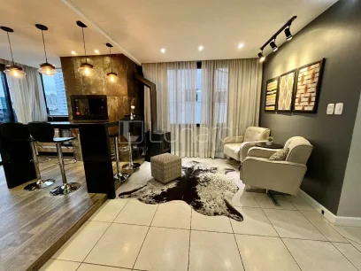 Foto Apartamento Duplex com 3 Dormitórios