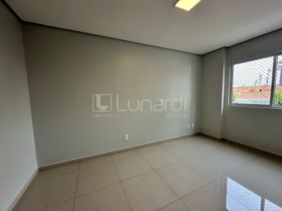 Foto Apartamento com 3 Dormitórios