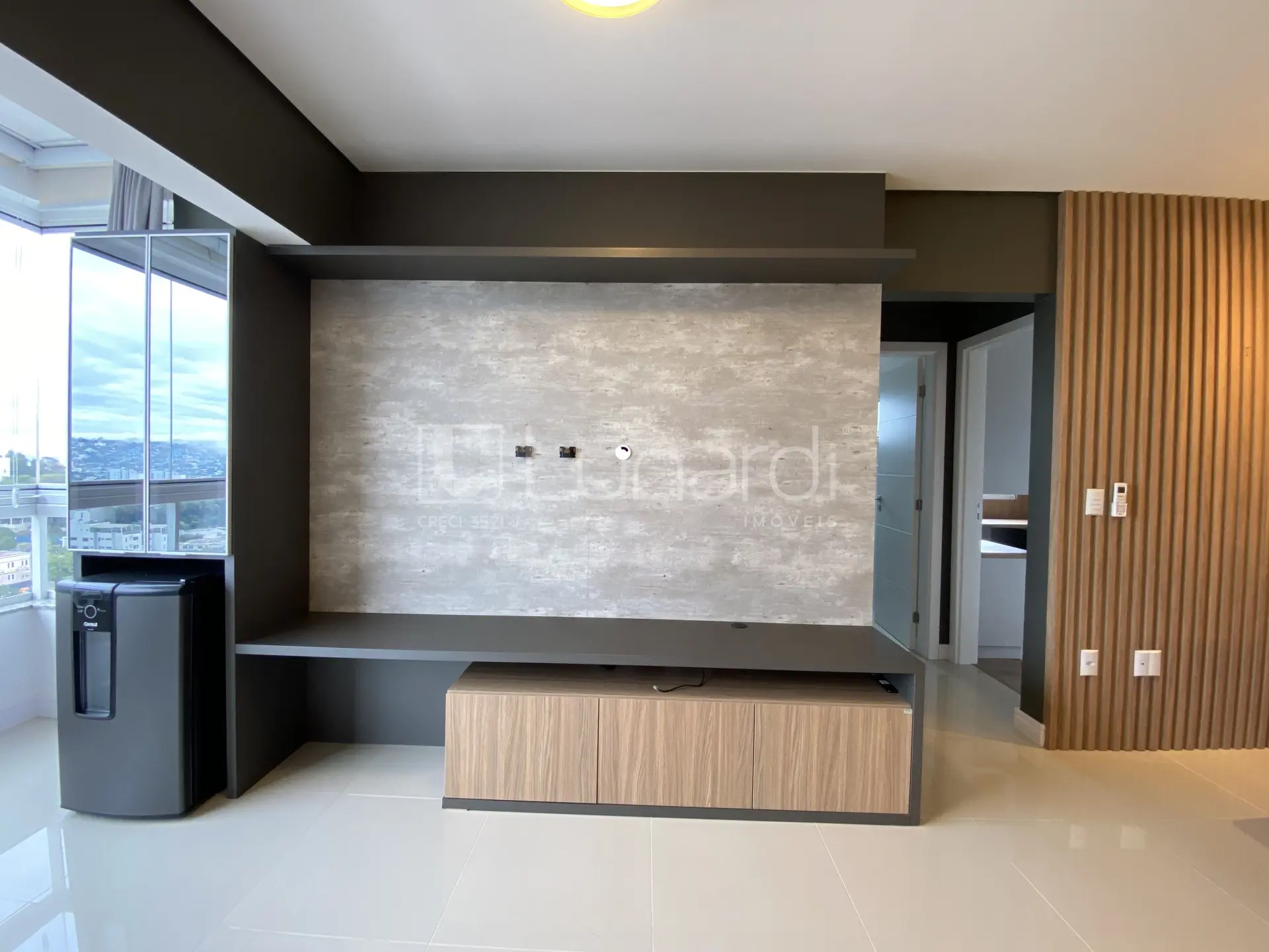 Foto Apartamento com 2 Dormitórios