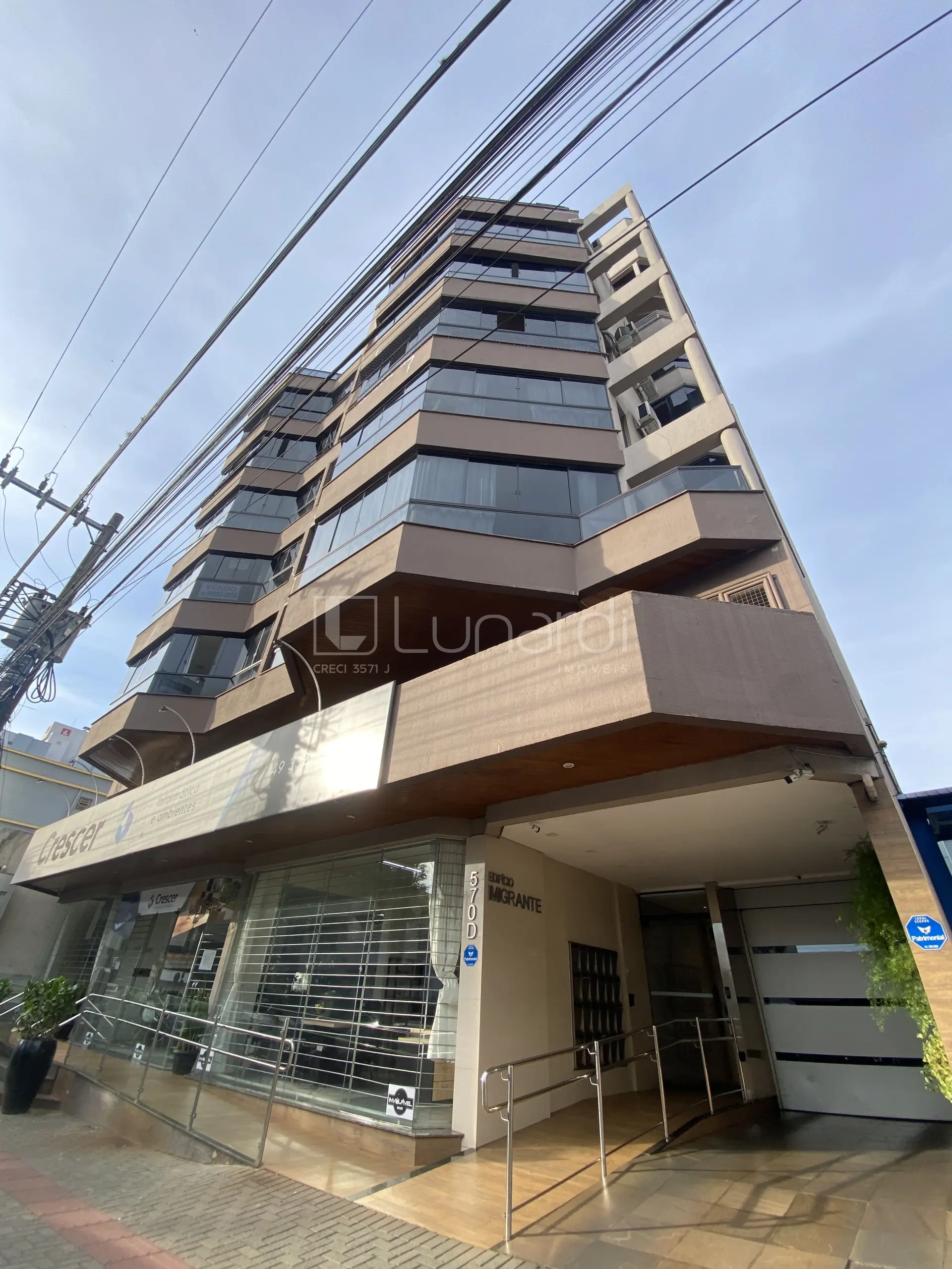 Foto Apartamento com 3 Dormitórios