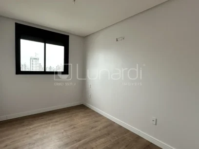 Foto Apartamento com 3 Dormitórios