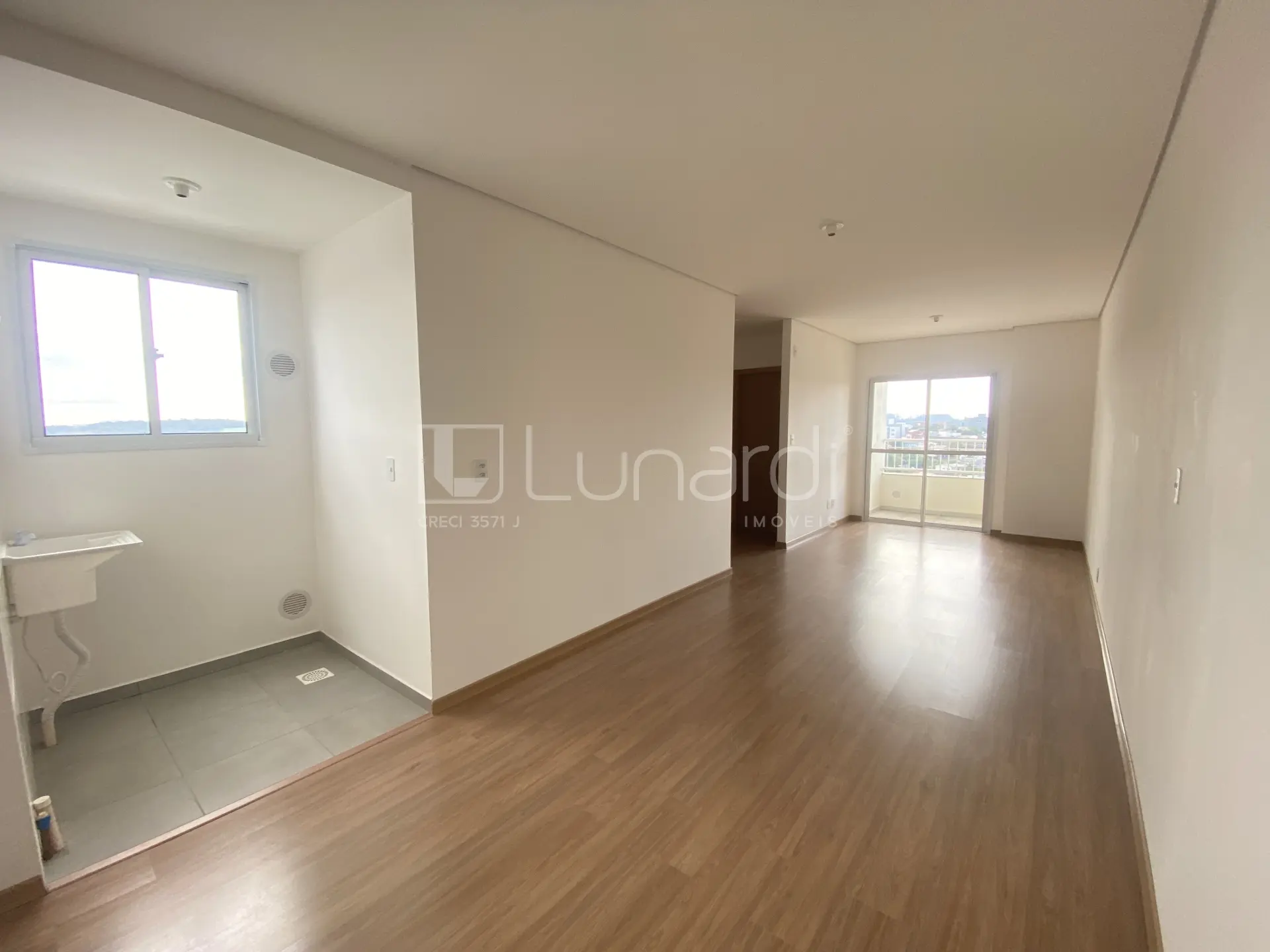 Foto Apartamento com 2 Dormitórios