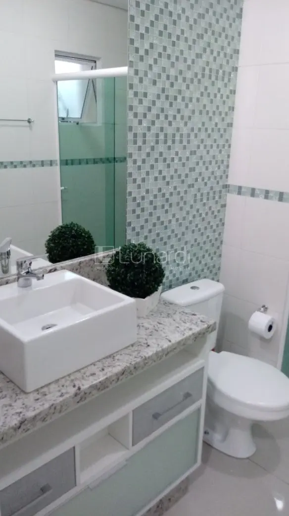 Foto Apartamento com 3 Dormitórios