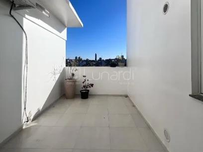 Foto Apartamento com 2 Dormitórios