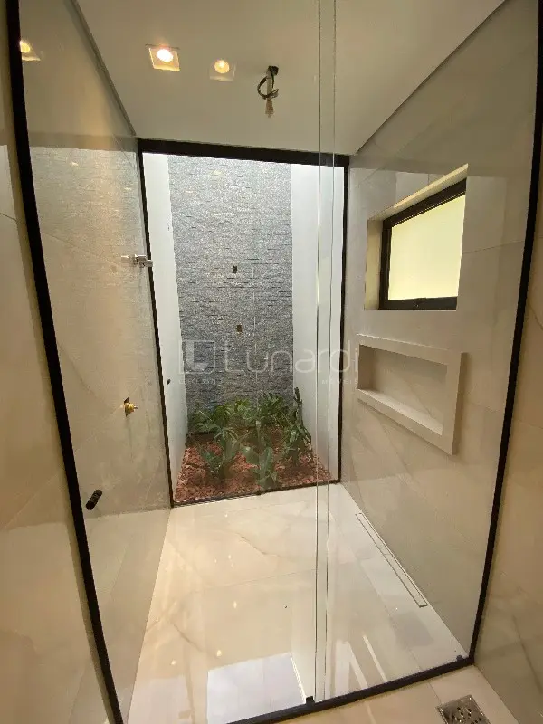 Foto Casa com 3 Suítes