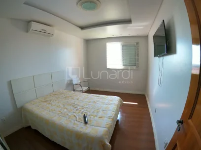 Foto Casa com 5 Dormitórios