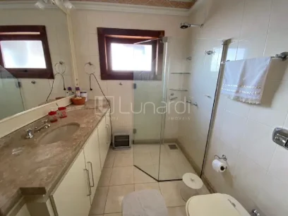 Foto Casa com 3 Dormitórios