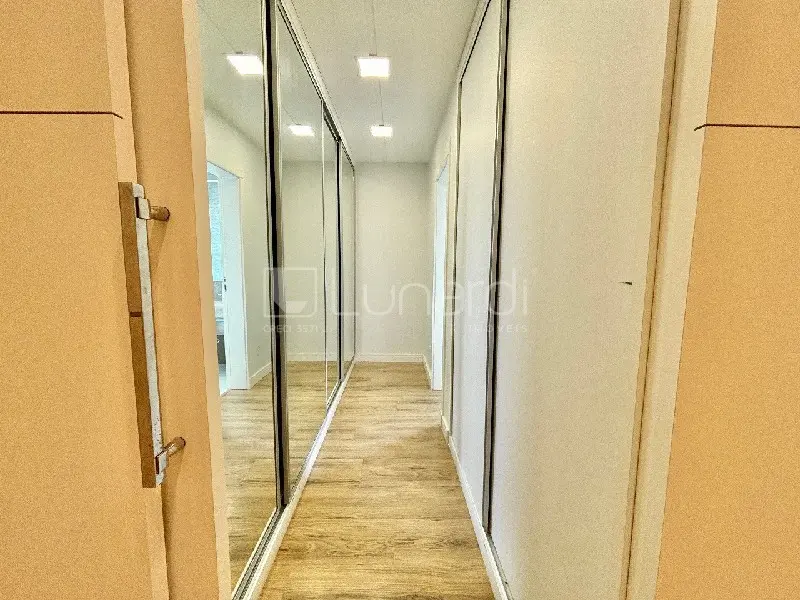 Foto Apartamento com 3 Dormitórios