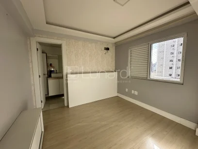 Foto Apartamento com 3 Dormitórios