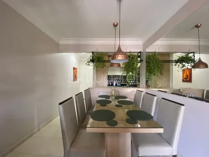 Foto Apartamento com 2 Dormitórios