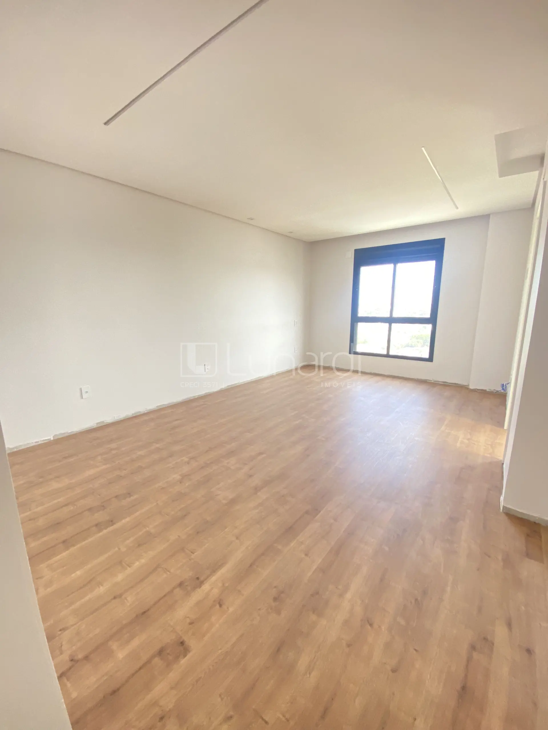 Foto Apartamento com 3 Suítes