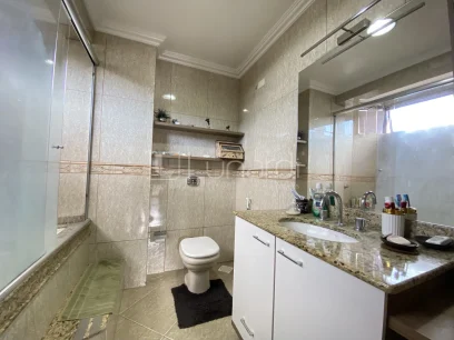 Foto Apartamento com 3 Dormitórios