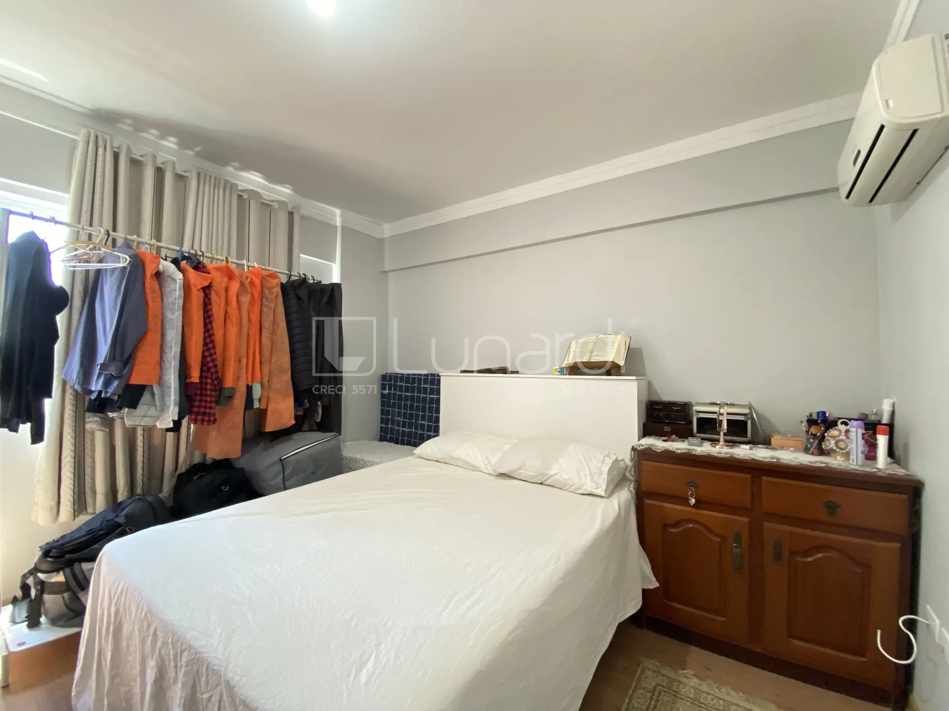 Foto Apartamento com 3 Dormitórios