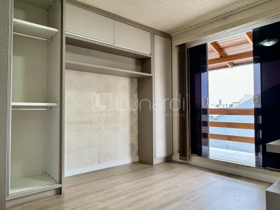 Foto Casa com 3 Dormitórios