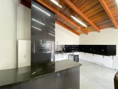 Foto Casa com 3 Dormitórios