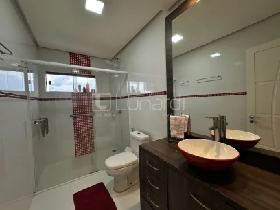 Foto Casa com 3 Dormitórios