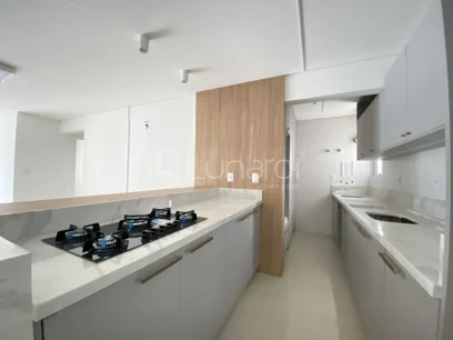 Foto Apartamento com 3 Dormitórios