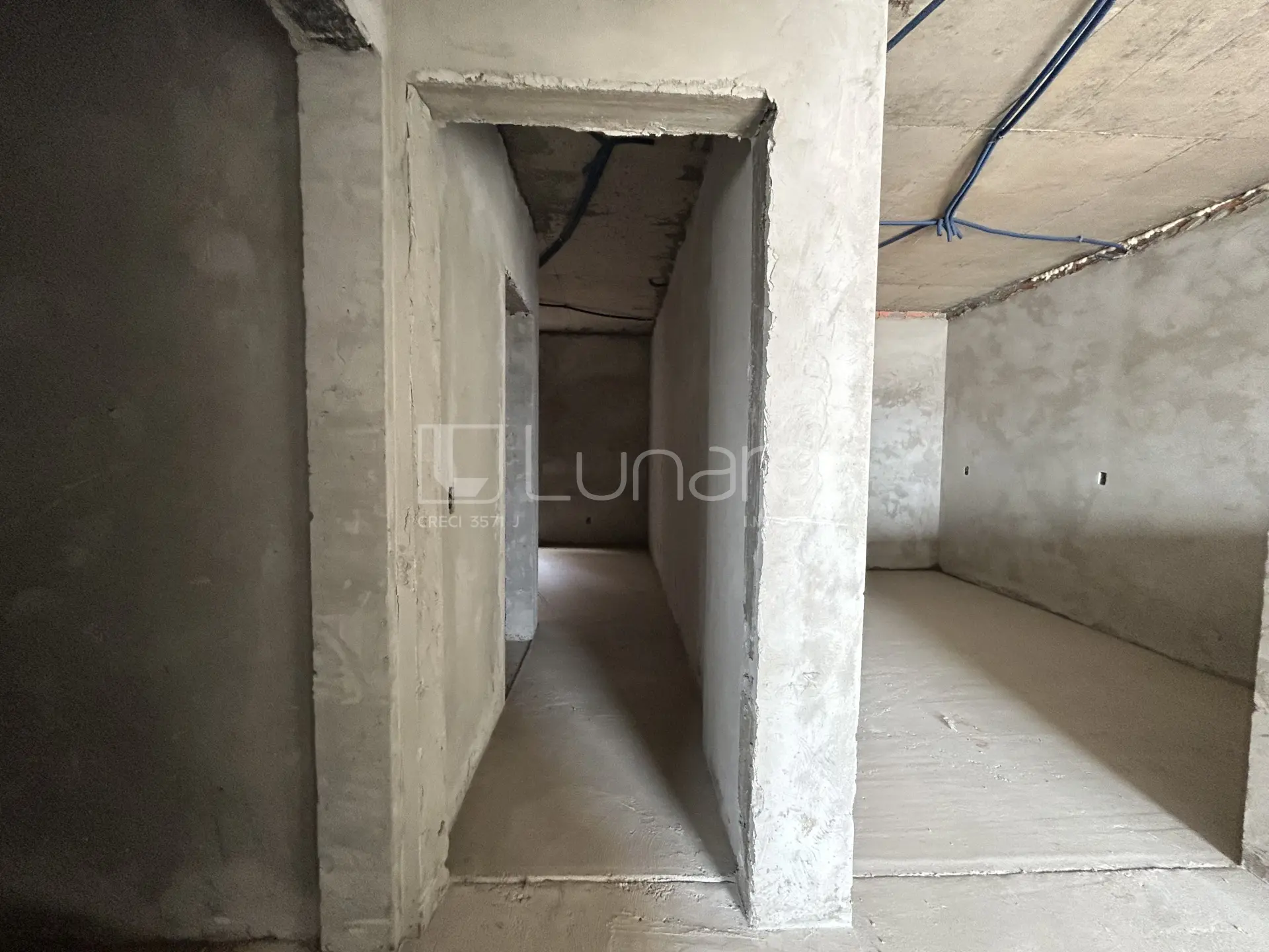 Foto Apartamento com 2 Dormitórios