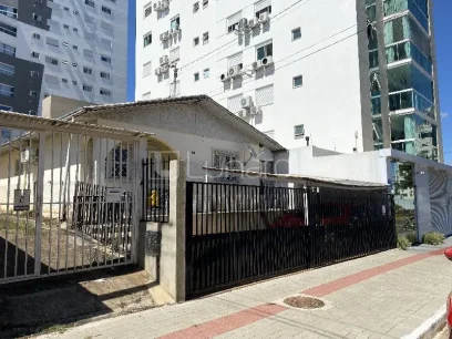 Foto Casa com 3 Dormitórios