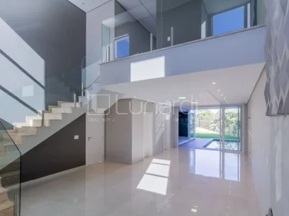 Foto Sobrado com 3 Suítes