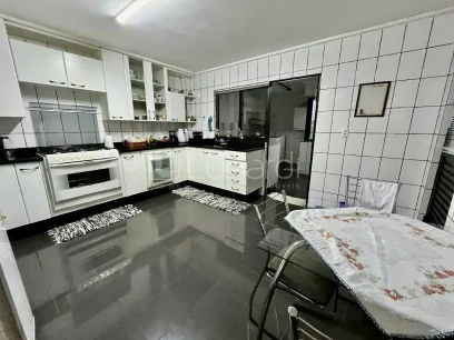 Foto Apartamento Duplex com 3 Dormitórios