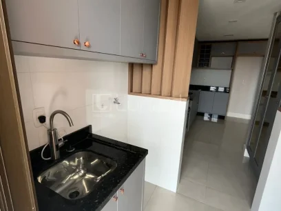 Foto Apartamento com 2 Dormitórios