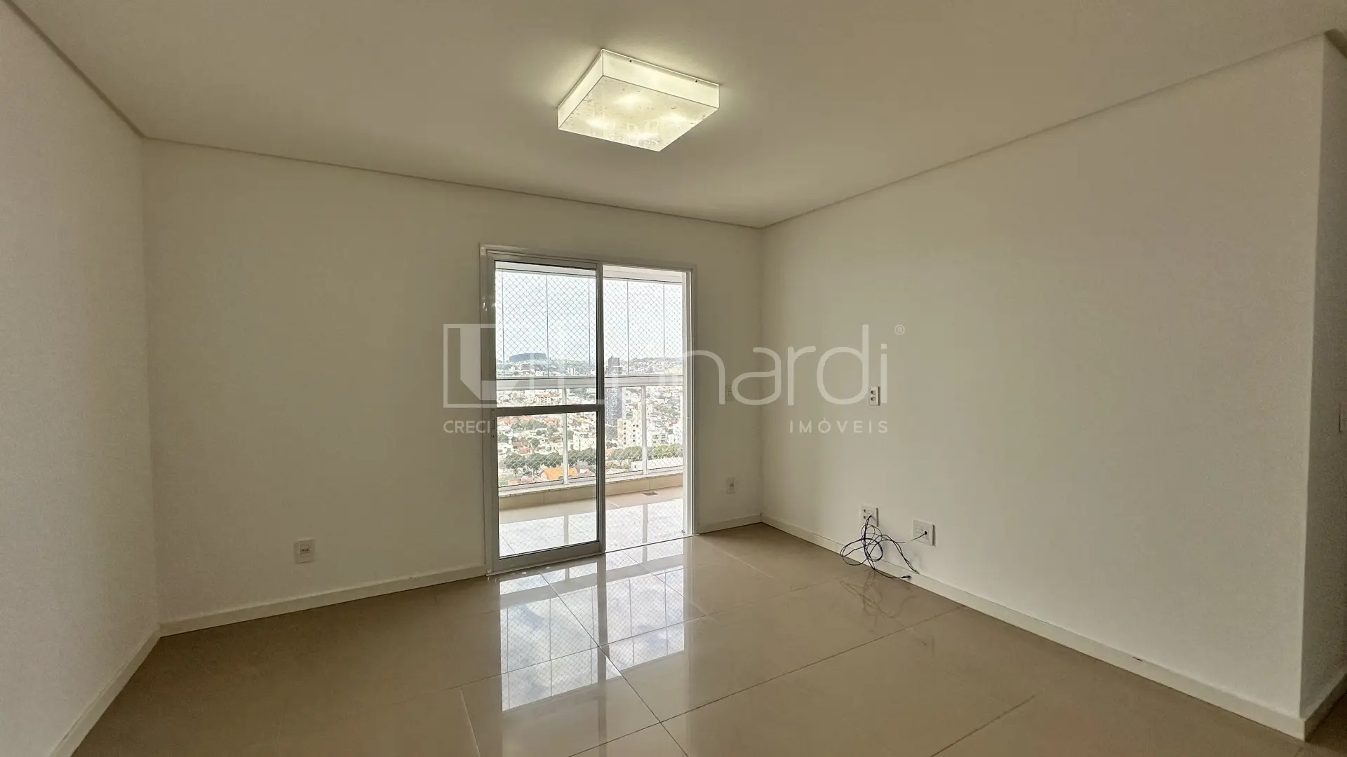 Foto Apartamento com 3 Dormitórios