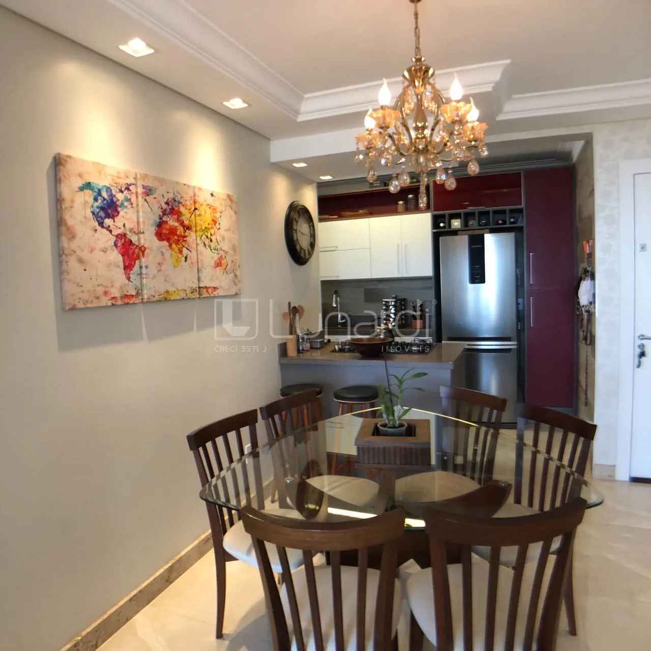 Foto Apartamento com 2 Dormitórios